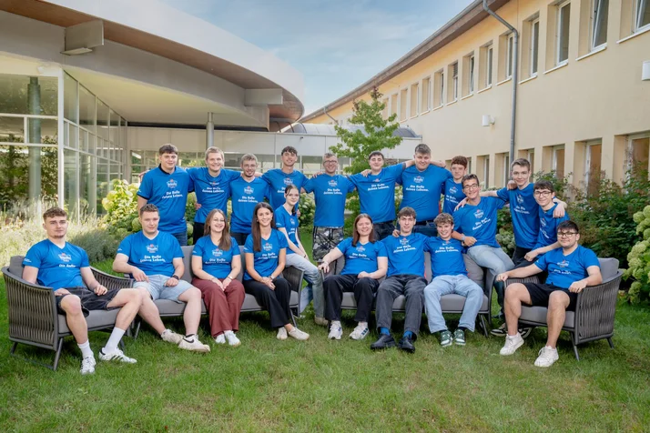 36 junge Menschen haben bei GdB ihre Ausbildung begonnen. Auf dem Bild sind die Auszubildenden des Standortes Polch zu sehen.